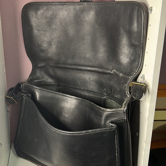 • COACH Briefcase - Picture 7 of 9